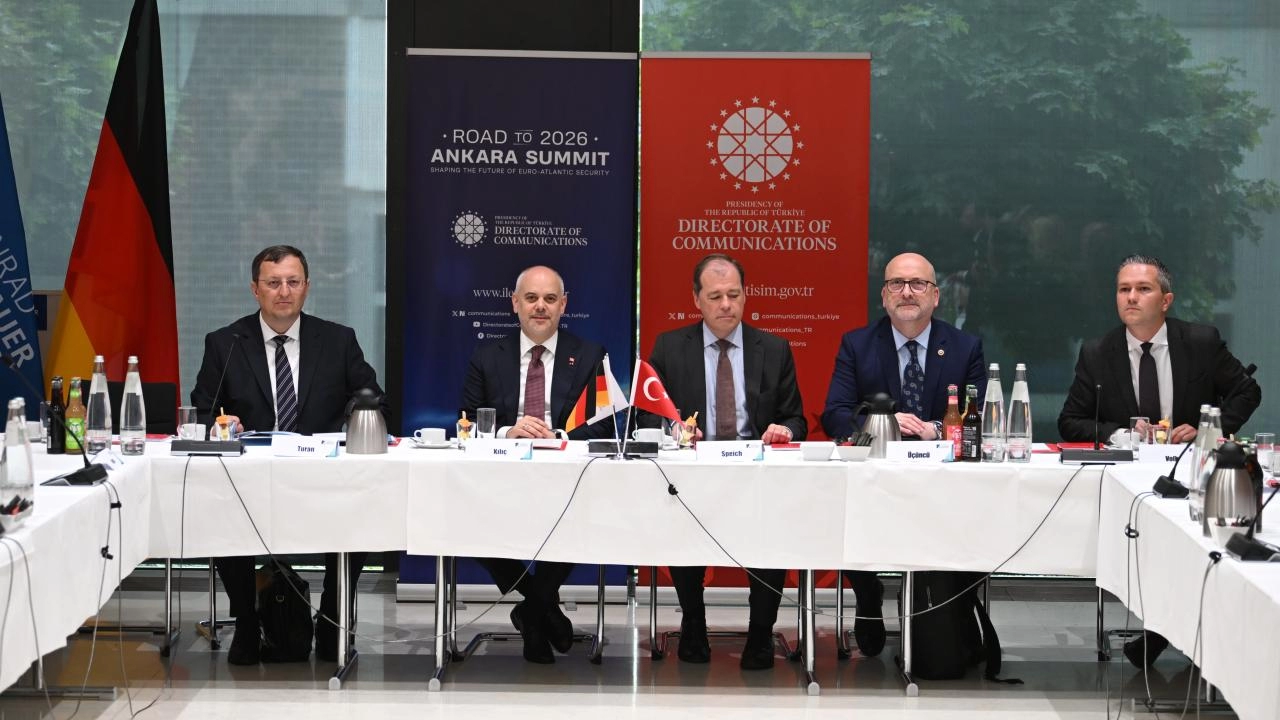 Ankara Zirvesi öncesinde Berlin'de kritik NATO toplantısı