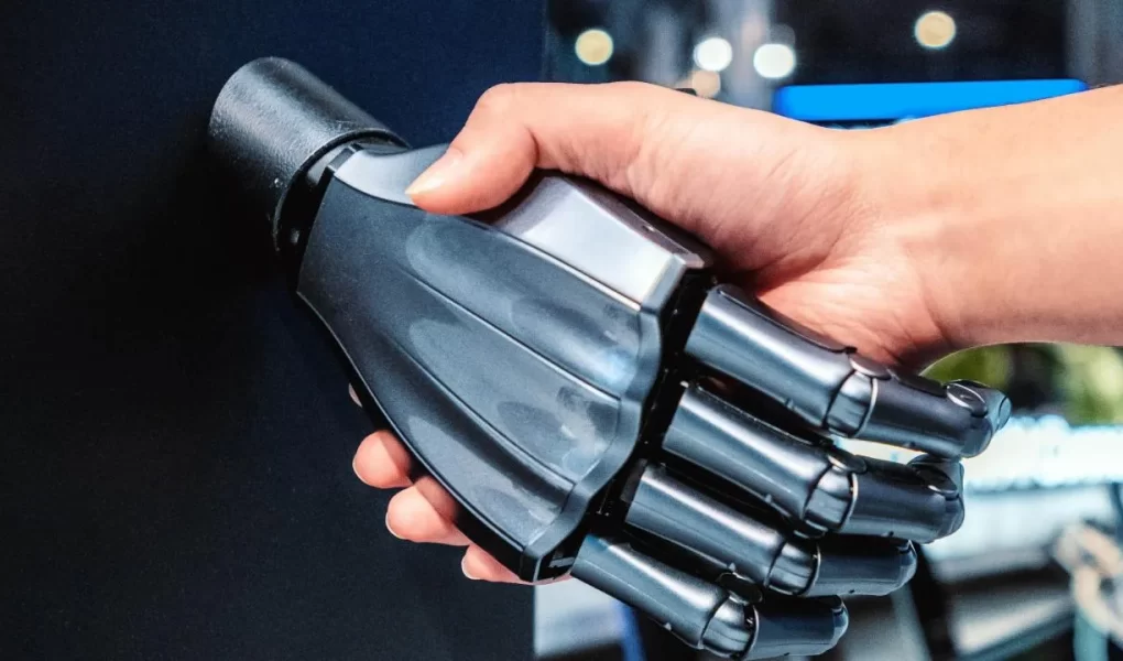 Anthropic CEO'su Amodei'den yapay zekaya sert düzenleme çağrısı