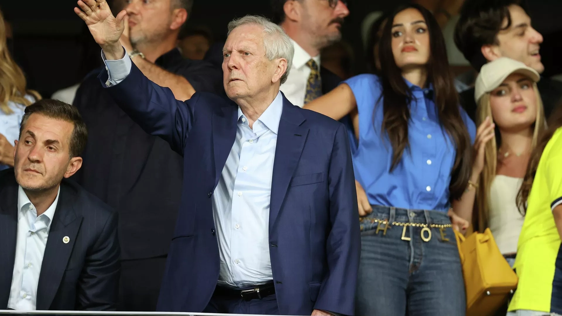 Aziz Yıldırım'ın ilk transferi belli oldu