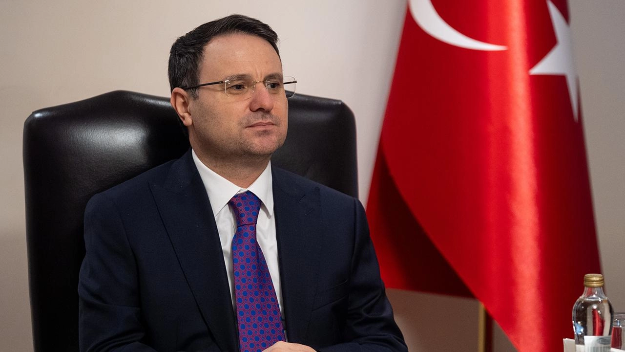 Bakan Gürlek, Özgür Özel'den kazandığı tazminatı ne yapacak?