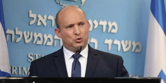 Bennett’ten flaş itiraf: İran’a kaçak Starlink soktuk