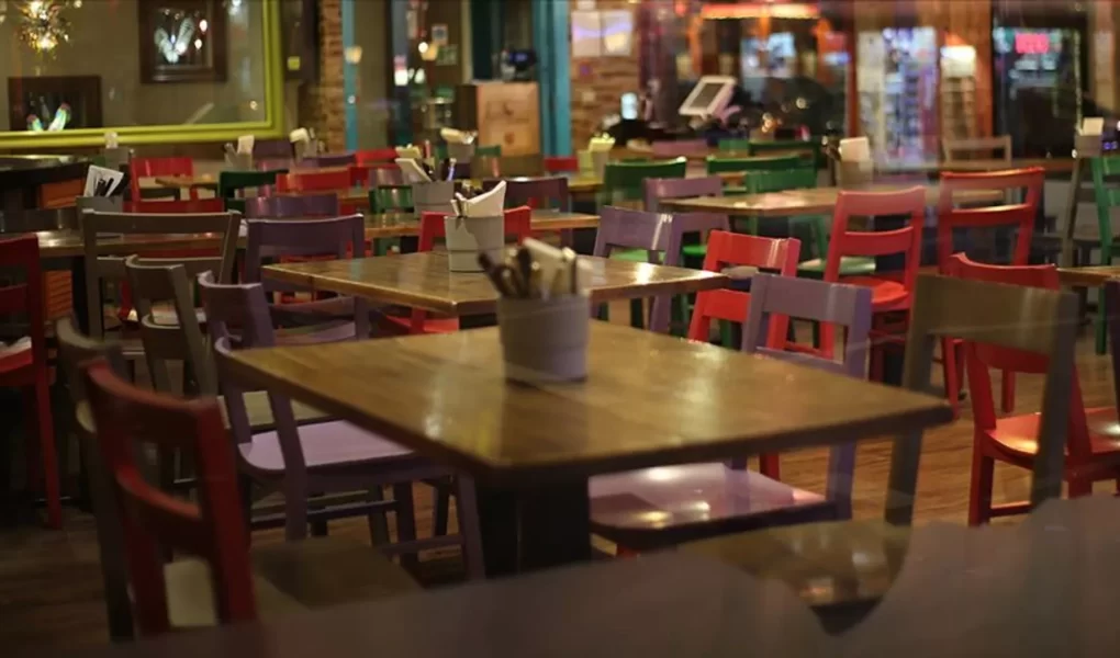 Beyoğlu'nda bir restorana "servis ücreti" ve "fiyat bilgisi" cezası