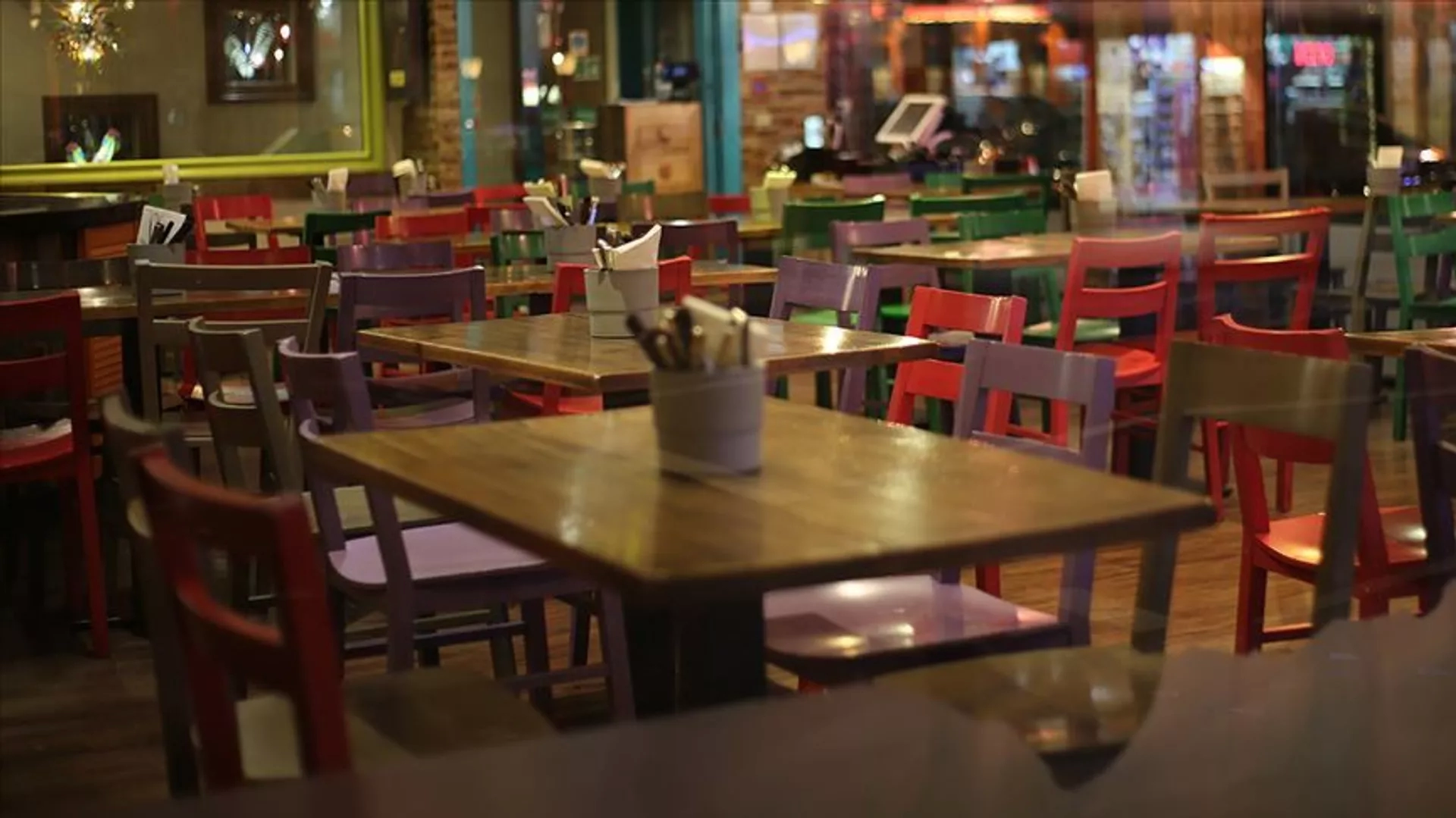 Beyoğlu'nda bir restorana "servis ücreti" ve "fiyat bilgisi" cezası