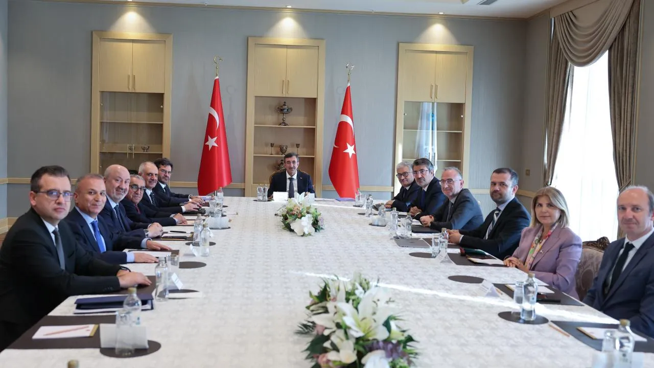 Cevdet Yılmaz, Ekonomi Politikaları Kurulu ile bir araya geldi