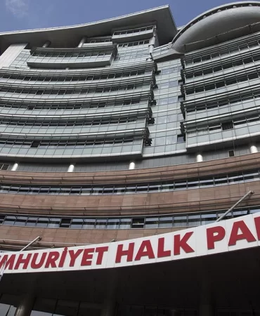 CHP kurultay soruşturması: Delegelerin hesapları inceleniyor