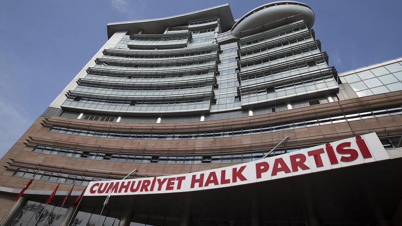 CHP kurultay soruşturması: Delegelerin hesapları inceleniyor