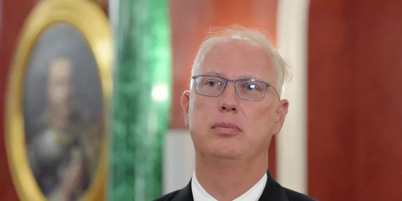 Dmitriyev’den Zelenskiy’e tepki: Dünya barışını tehlikeye atıyor