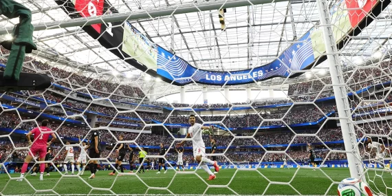 Dünya Kupası’nda İranlı yıldızdan olay gol sevinci: “Sizi ilgilendirmez”