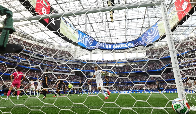 Dünya Kupası'nda İranlı yıldızdan olay gol sevinci: "Sizi ilgilendirmez"