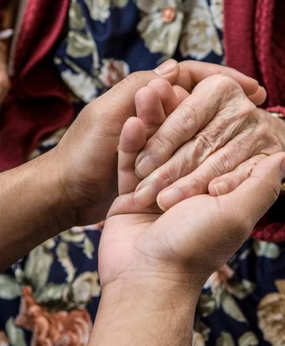 Dünyada sessiz kriz büyüyor: Yaşlı istismarı korkunç boyutta