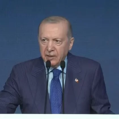 Erdoğan'dan iş dünyasına çağrı: Türkiye'den yönet, avantajlardan yararlan