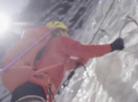 Everest'te 30 yıllık "Yeşil Botlar" için kritik operasyon