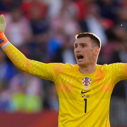 Fenerbahçe'de ayrılık sinyali: Livakovic için açıklama!