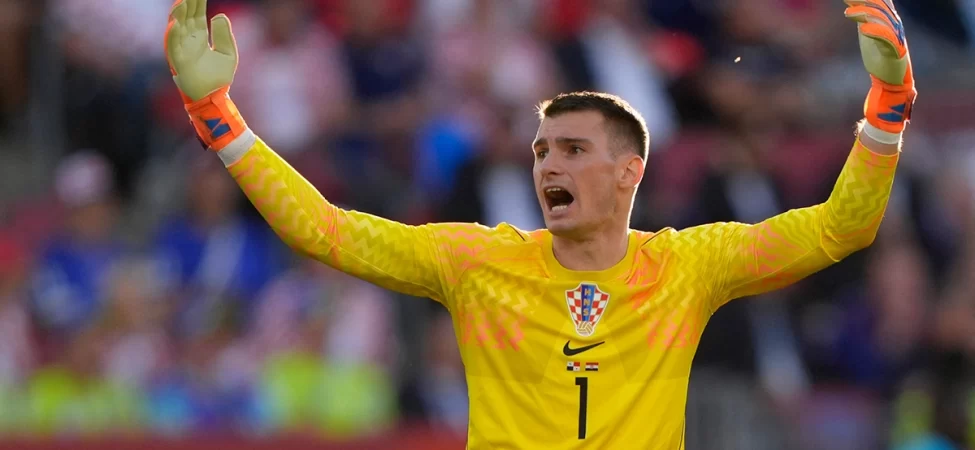 Fenerbahçe'de ayrılık sinyali: Livakovic için açıklama!