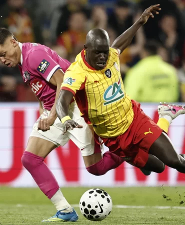 Fenerbahçe'de stoper harekatı: Malang Sarr için teklif belli