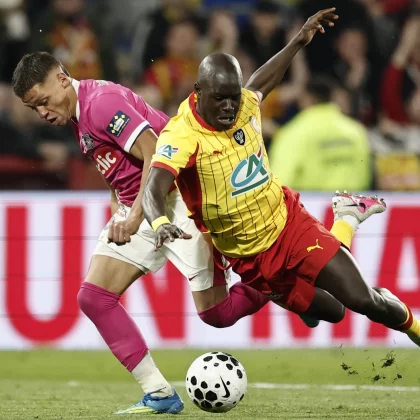 Fenerbahçe'de stoper harekatı: Malang Sarr için teklif belli
