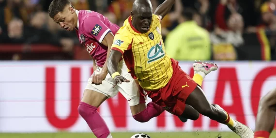 Fenerbahçe’de stoper harekatı: Malang Sarr için teklif belli