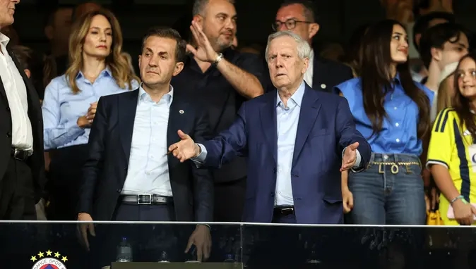 Fenerbahçe'den iddialara yanıt: Yeni hoca haberi yalanlandı