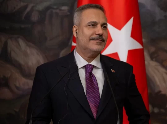 Fidan'dan Moskova'da tarihi çağrı: ABD-İran mutabakatı kesintisiz uygulanmalı