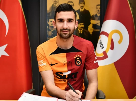 Galatasaray'dan stoper hamlesi: Eski yıldızını geri getiriyor