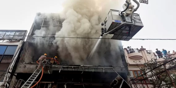 Hindistan’da kan donduran yangın: 15 kişi hayatını kaybetti