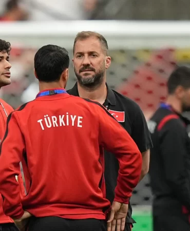 Hoffenheim'dan Montella'ya Ozan Kabak göndermesi: Ozan yoksa...