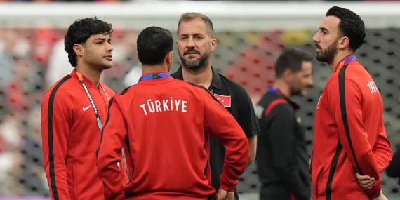 Hoffenheim’dan Montella’ya Ozan Kabak göndermesi: Ozan yoksa…