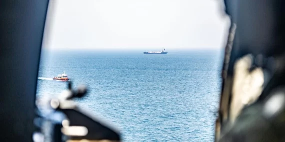 Hürmüz Boğazı’nda büyük kriz: ABD’den İran’a anında yanıt
