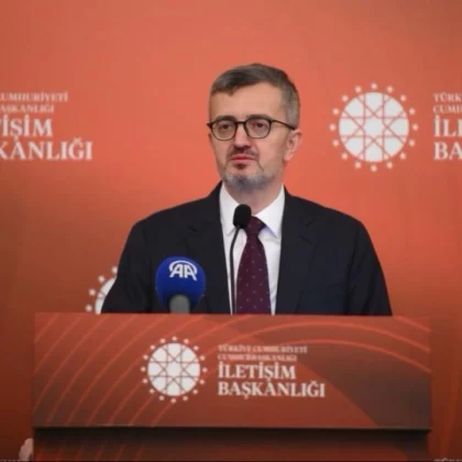 İletişim Başkanı Duran'dan Kızılay mesajı