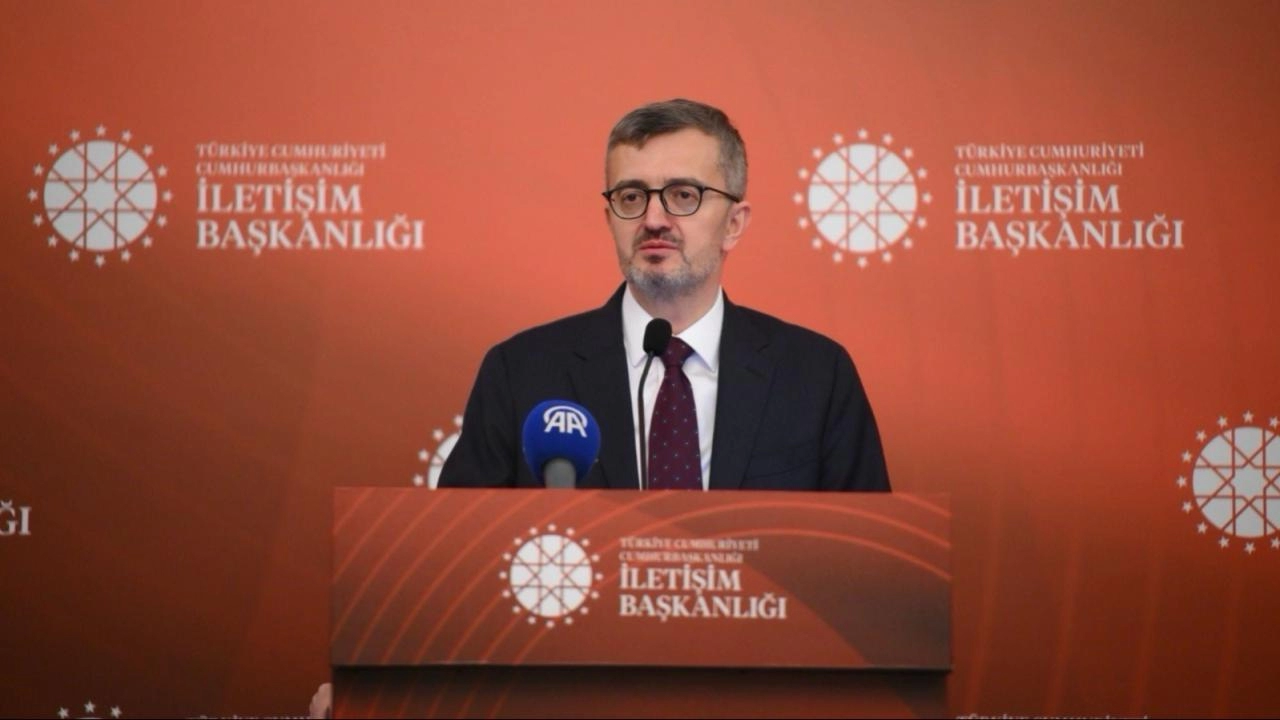 İletişim Başkanı Duran'dan Kızılay mesajı