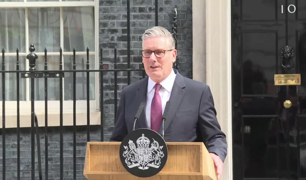 İngiltere'de deprem: Başbakan Keir Starmer istifa etti!