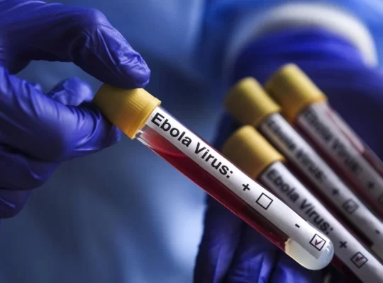 İsrail'de Ebola alarmı: İlk kez bir kişi karantinaya alındı