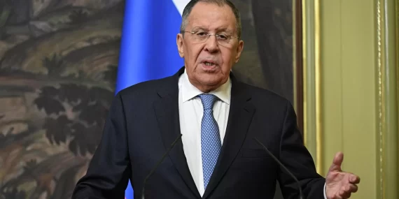 Lavrov’dan Zelenskiy’e “nezaket” eleştirisi