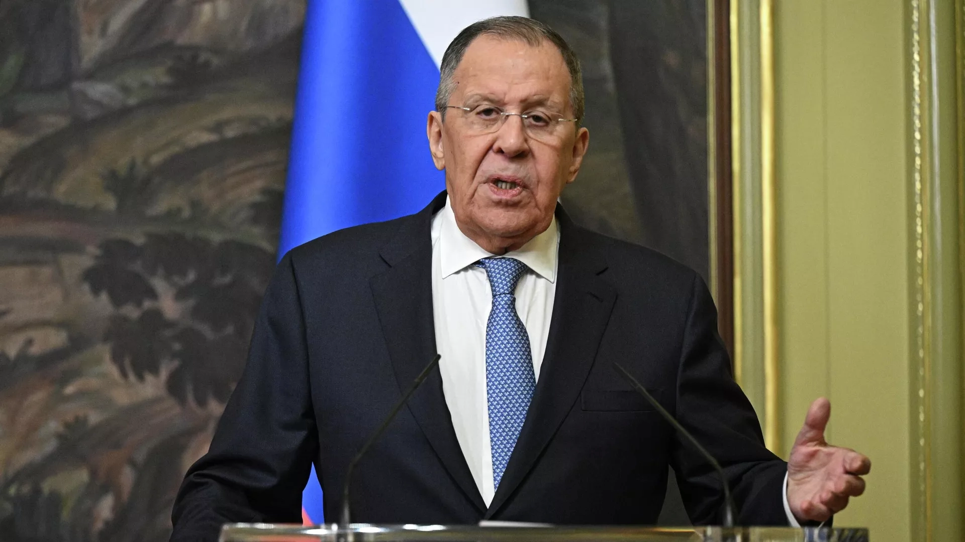 Lavrov'dan Zelenskiy'e "nezaket" eleştirisi