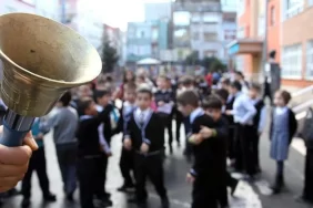 MEB 2026-2027 eğitim takvimini açıkladı: Okullar ne zaman açılıyor?