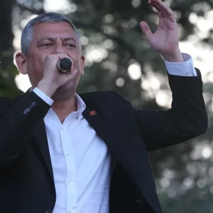 Özgür Özel’den seçim öncesi çağrı: Beni seviyorsanız CHP'ye oy verin