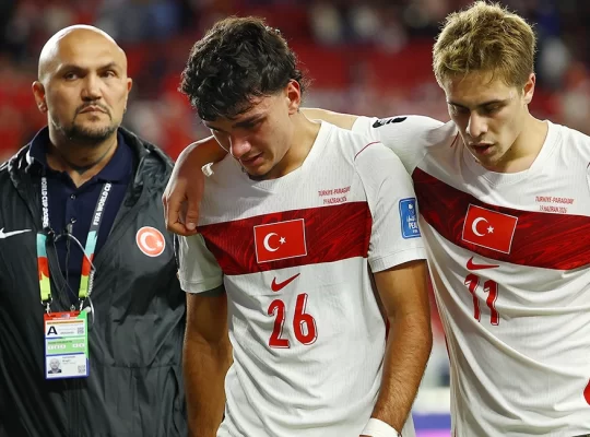 Paraguay basınından Türkiye'ye ağır sözler: Sözde güçlü takım