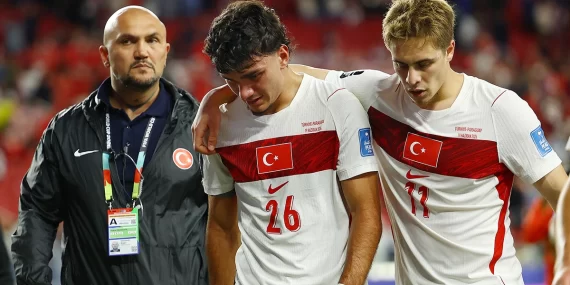 Paraguay basınından Türkiye’ye ağır sözler: Sözde güçlü takım