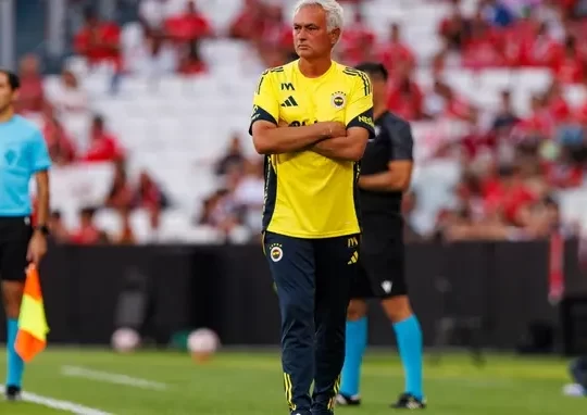 Real Madrid resmen duyurdu: Jose Mourinho geri döndü