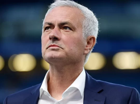 Real Madrid'de Perez kazandı: Yeni hoca Jose Mourinho