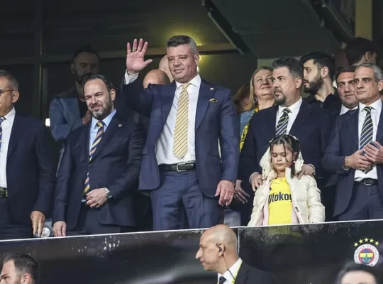 Sadettin Saran'dan veda: Fenerbahçe Başkanı şampiyonluk dışında hedef koyamaz