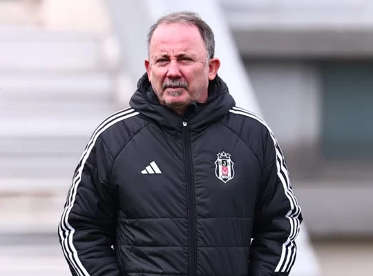 Sergen Yalçın o anı anlattı: "Beni çıkar" diye ağladı