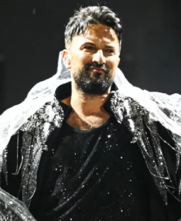 Tarkan Ankara'yı salladı: Yağmura rağmen müzik ziyafeti