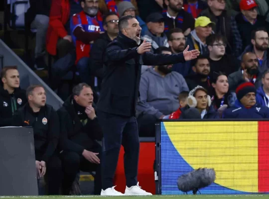 Ukrayna'da tarihi başarı: Arda Turan yılın hocası seçildi