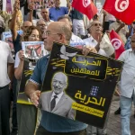 Aşırı sıcaklar can yakıyor: Gannuşi cezaevinde bayıldı