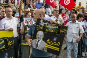 Aşırı sıcaklar can yakıyor: Gannuşi cezaevinde bayıldı