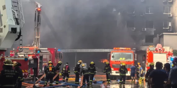 Çin'de dev ayakkabı fabrikası küle döndü: 28 ölü