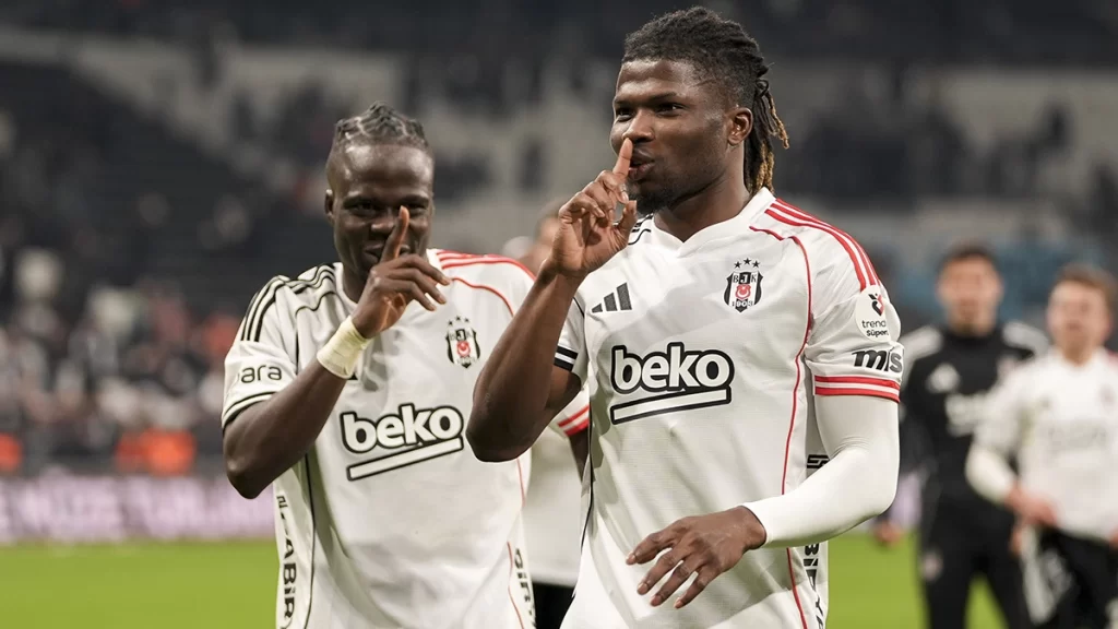 El Bilal Toure’den olay yanıt: Süper starlarınızı göreceğiz