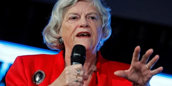 Eski İngiliz Bakan Anne Widdecombe cinayetinde terör şüphesi!