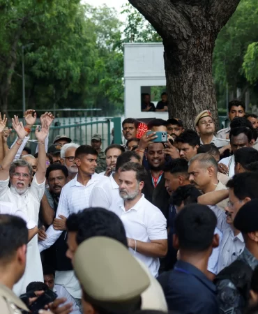 HRW'den Hindistan polisine ağır suçlama: Öğrenci protestolarına sert müdahale